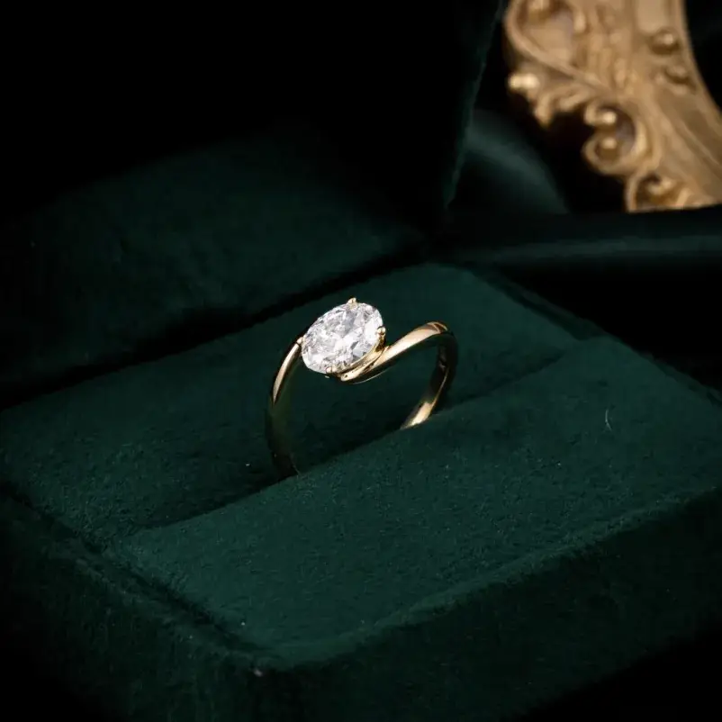 Lab-grown diamond ring in 14K gold