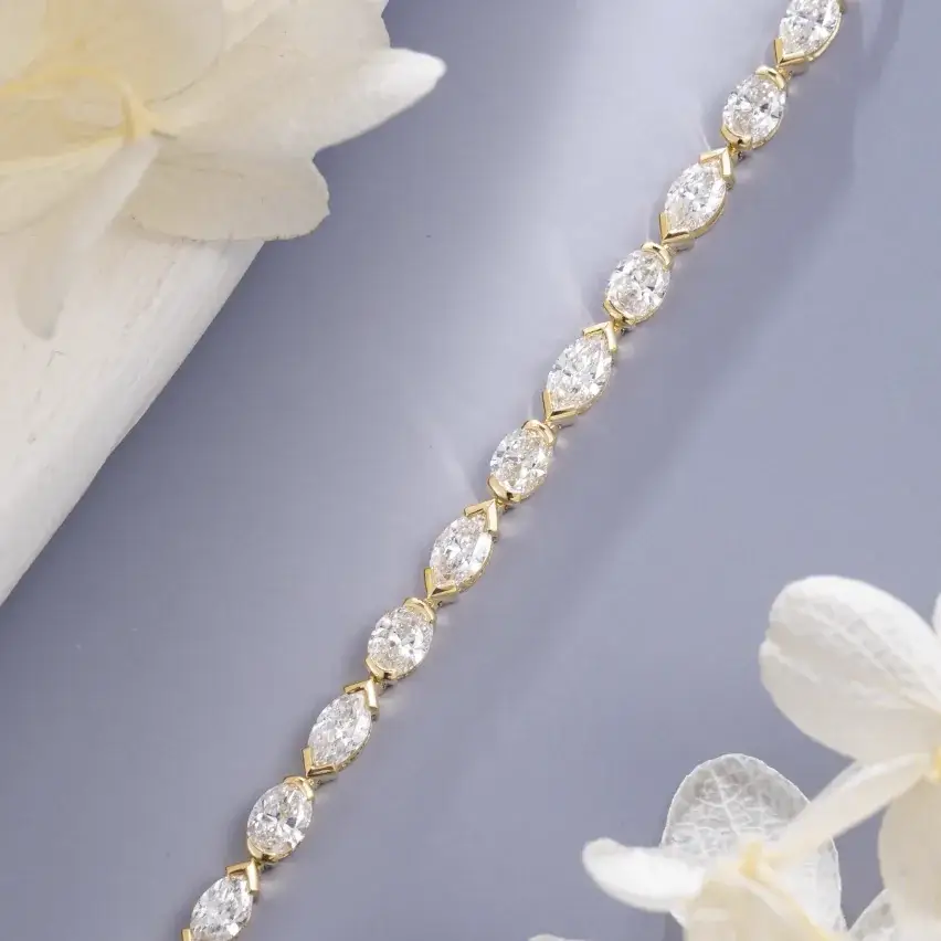 Lab-grown diamond bracelet in 14K gold